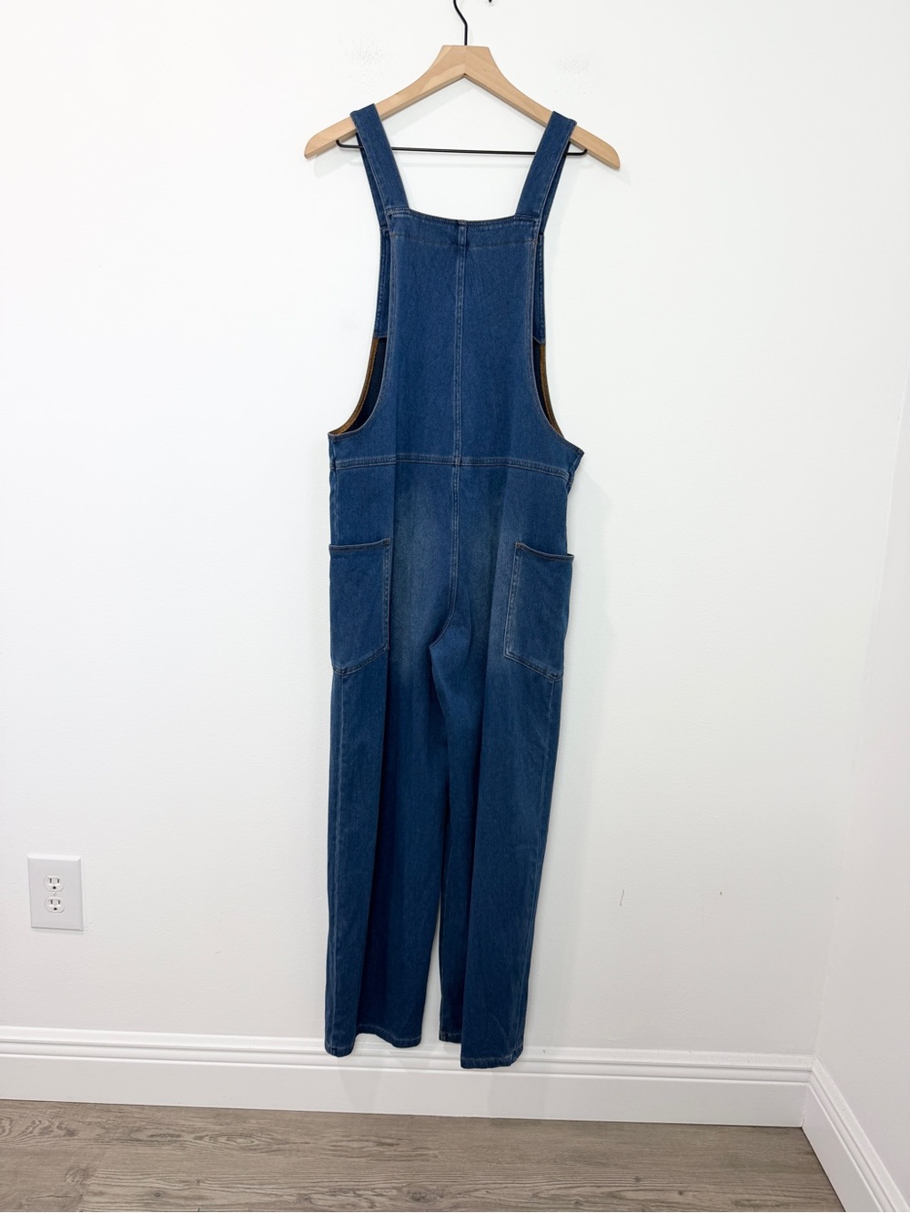 Halara Flex V-Neck Washed Denim Casual Overalls with Pockets Small - Picture 4 of 5